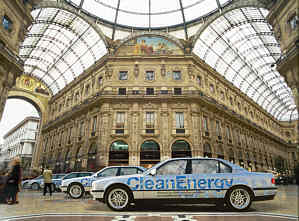 BMW 750hl (E38) in Mailand w�hrend der CleanEnergy World Tour