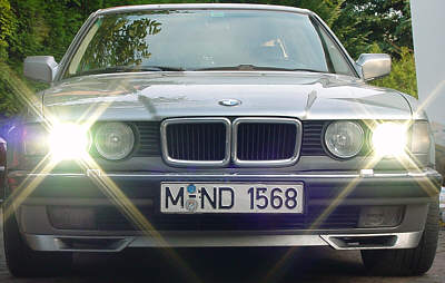 Vorderansicht des BMW 750iL (E32) von Wolf Ganssauge