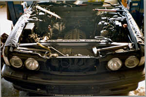 Alpina B12 (E32)