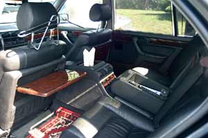R�ckbank im BMW 750iL Highline (E32)