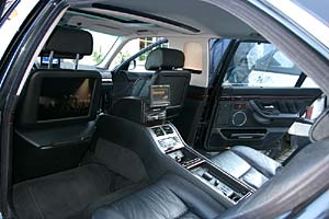 Multi-Media-Ausstattung im BMW L7 von Martin Lemke