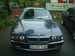 BMW 740i (E38)