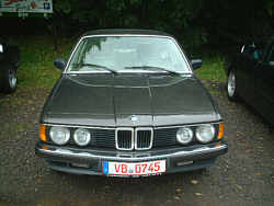 BMW 745i (E23)
