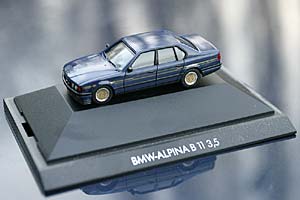 Modell vom BMW Alpina B11 3,5
