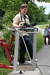 Steffen (�DMX@S&S-Spezial�) auf dem portablen Kran