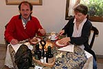 J�rg mit Frau Sabine beim Fr�hst�ck