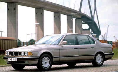 BMW 750iL (E32)