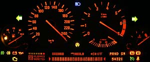 Instrumententest im BMW 7er, Modell E38