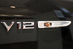 BMW 760Li Individual, V12-Schild