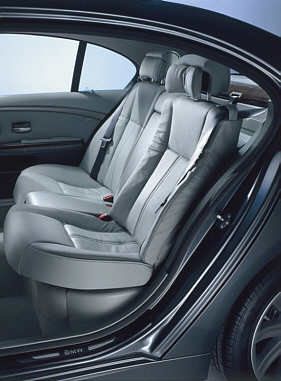 BMW 7er (E65/E66), Komfortsitz hinten