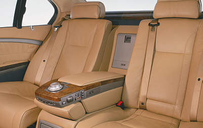 BMW 7er (E65), Komfortsitzausstattung hinten