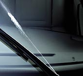 BMW 7er (E65/E66), Scheibenwischer mit Waschanlage