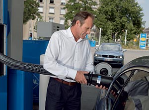Betankung des BMW Hydrogen 7