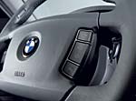 BMW Hydrogen 7 mit Wasserstoff-Taste im Lenkrad