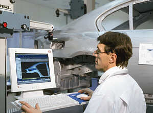 Modernste Messtechnik beim 7er BMW (E65) im Werk Dingolfing