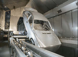 Pretreatment of the 7series (E65) body shell prior to the paining process in the BMW plant Dingolfing / Germany