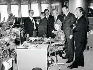 18. Mai 1973: Offizielle Erffnung des BMW Hochhauses; Rundgang mit Eberhard v. Kuenheim, Max Streibl, Herbert Quandt und Prof. Karl Schwanzer (v.r.)