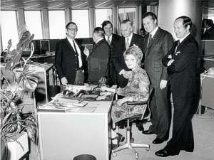 18. Mai 1973: Offizielle Er�ffnung des BMW Hochhauses; Rundgang mit Eberhard v. Kuenheim, Max Streibl, Herbert Quandt und Prof. Karl Schwanzer (v.r.)