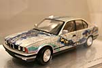 BMW 535i Art-Car Modell auf der Techno Classica 2006