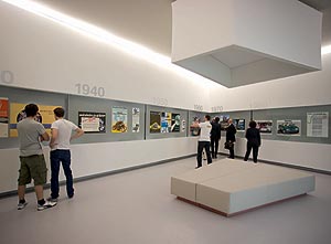 Ausstellungsraum Werbung im BMW Museum Mnchen