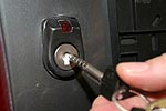 Alarmanlage, Aktivierung über Sicherheitsschloss in der Heckklappe