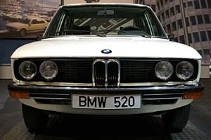 BMW 520 auf der Techno Classica 2004 in Essen